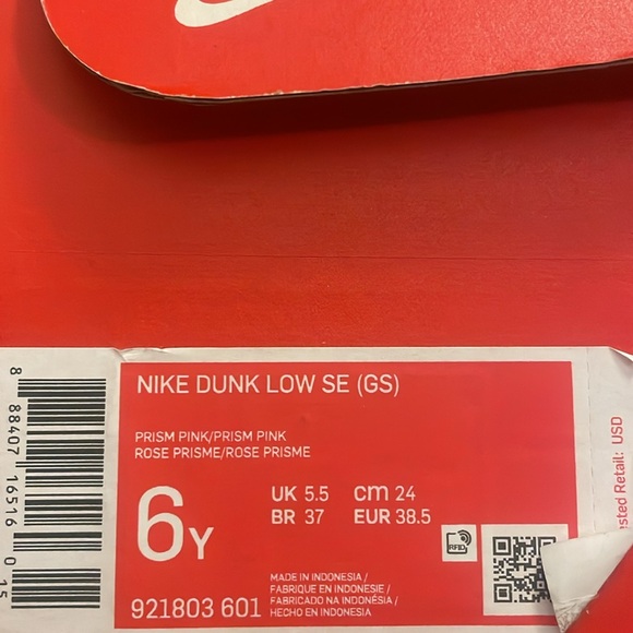 Nike Dunk Low SE (GS) - Picture 6 of 11